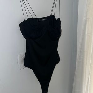 BLACK BODYSUIT